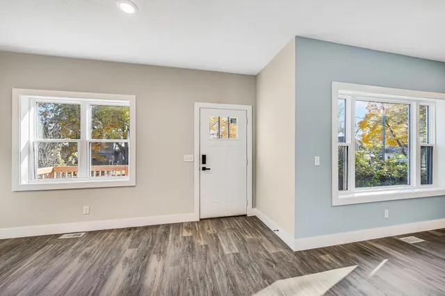 $364,900 | 3115 Russell Avenue North, Minneapolis, MN 55411