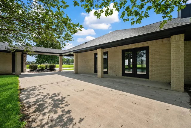 $4,000 | 9035 Water Point Drive, Beach City, TX 77523