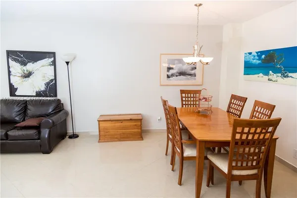 $3,000 | 3725 South Ocean Drive, Unit 1003, Hollywood, FL 33019