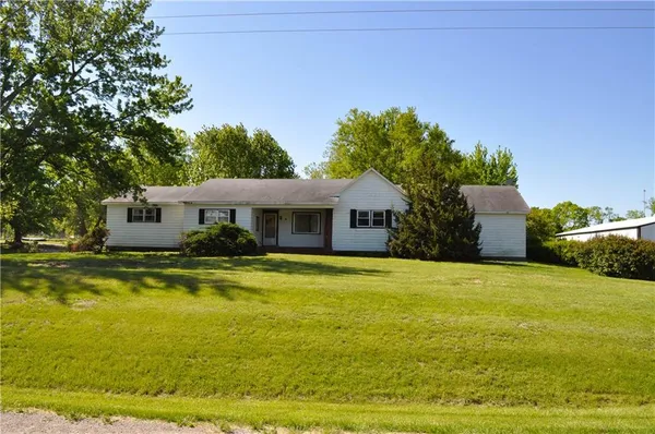 $165,000 | 214 North Young Avenue, King City, MO 64463