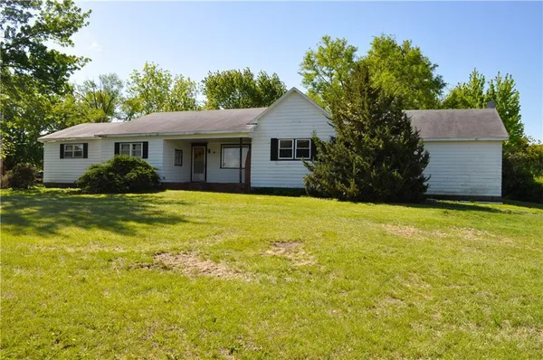 $165,000 | 214 North Young Avenue, King City, MO 64463