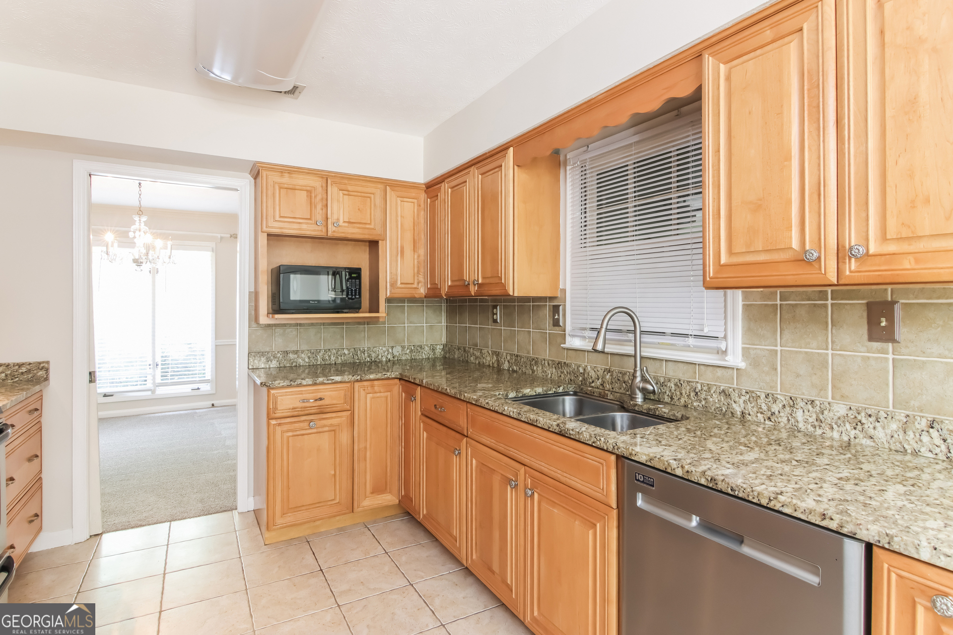 4303 Castlewood Parkway Columbus, GA 31907 - Photo 14 of 19