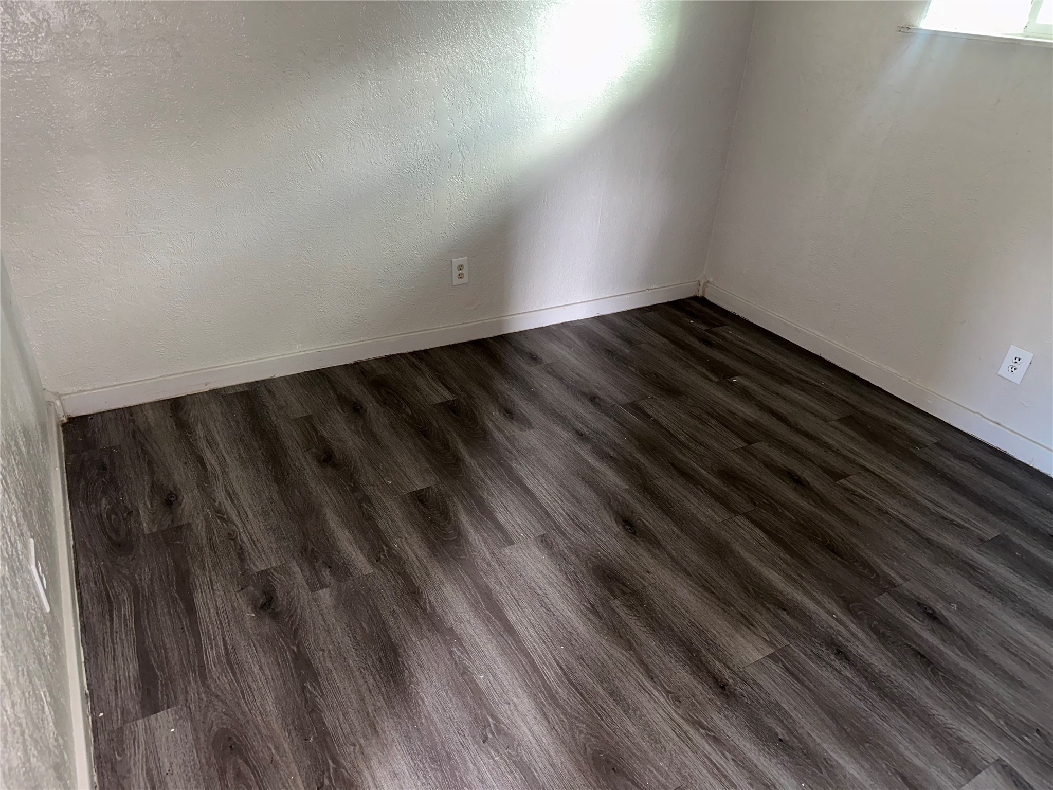 5409 Suez Street, Unit 4 Houston, TX 77020 - Photo 12 of 19 a view of wooden floor