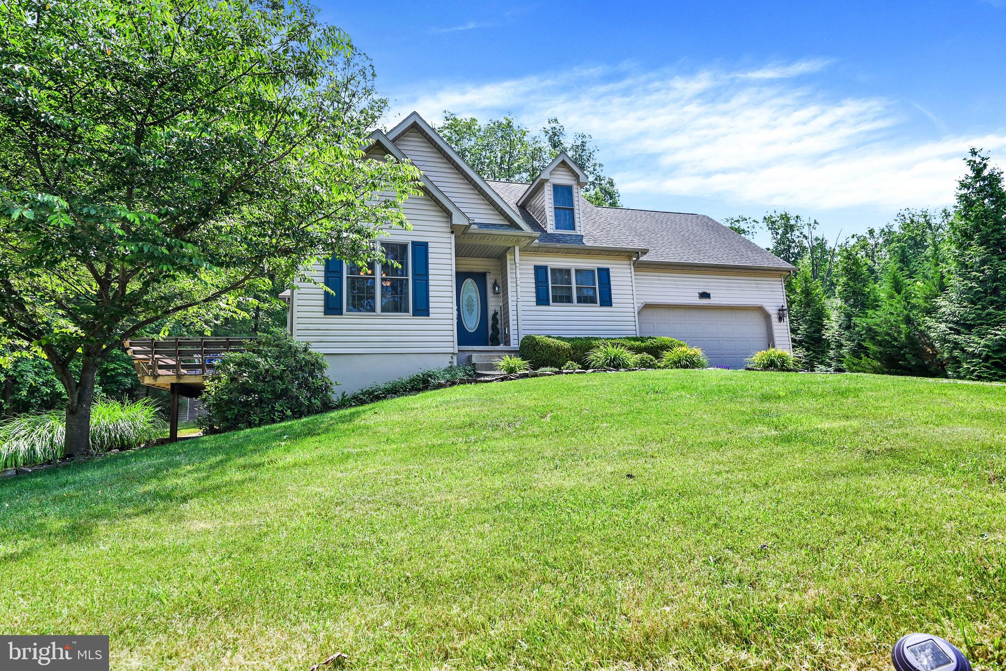 7522 Lacey Ln Spring Grv Pa  