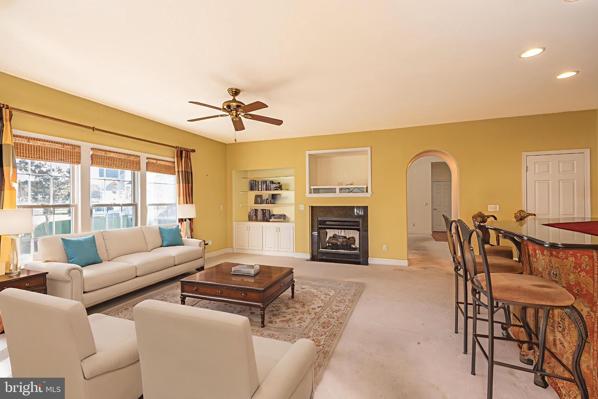 6023 Tarry Town Road Salisbury, MD 21801 - Photo 13 of 61 Bright and inviting living space with charm.