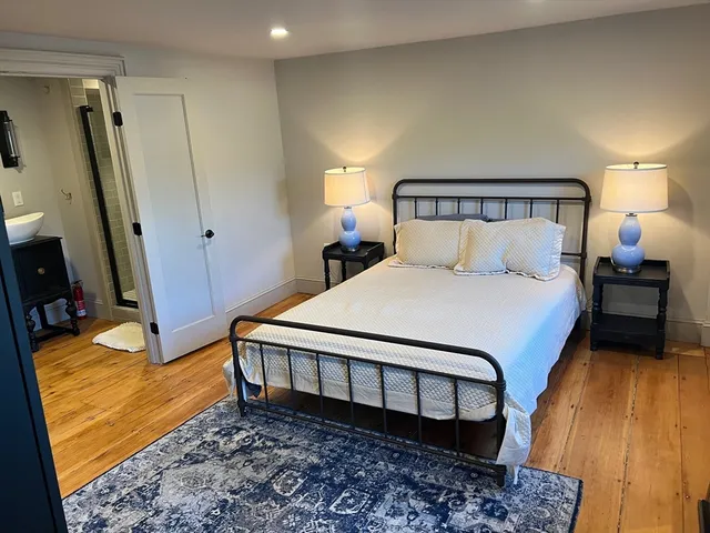 $3,600 | 32 Buffum Street, Unit 1, Salem, MA 01970