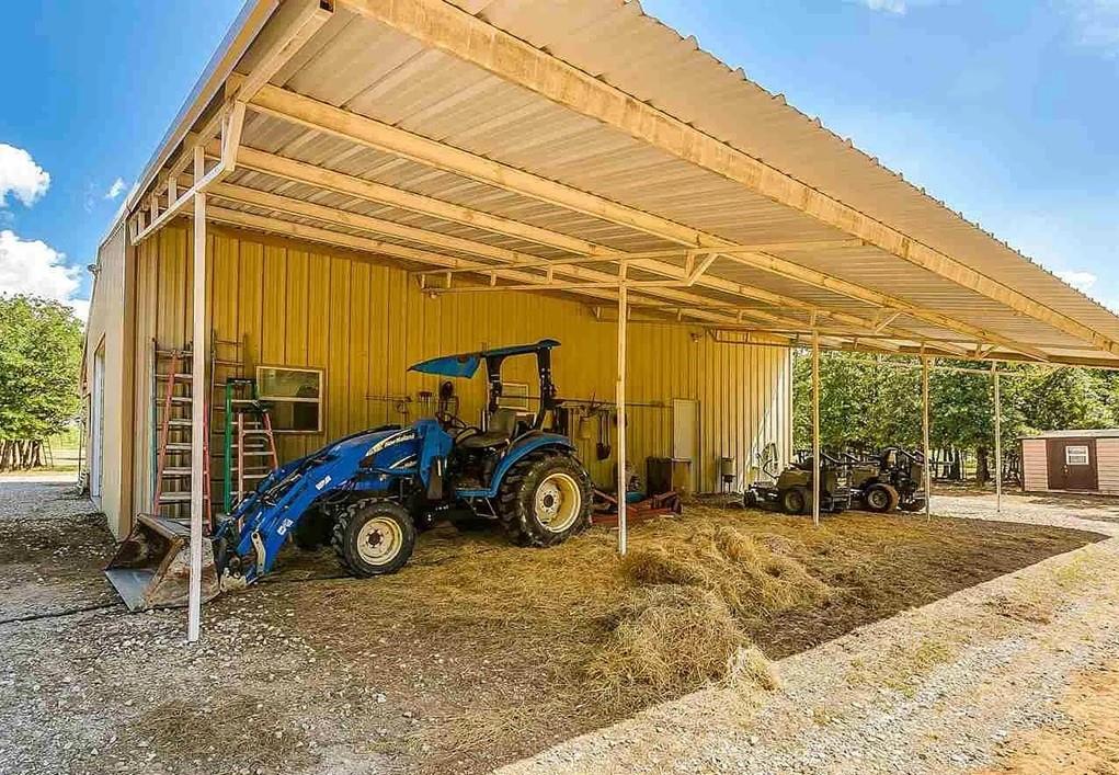 499 Ford Road Bowie, TX 76230 - Photo 26 of 40