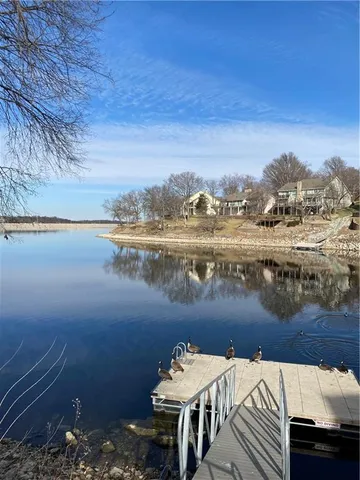 $295,000 | 210 Northeast Bayview Drive, Lee's Summit, MO 64064