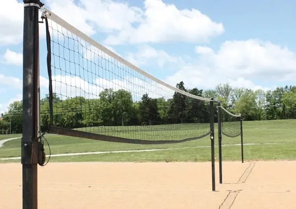 $290,000 | 210 Northeast Bayview Drive, Lee's Summit, MO 64064