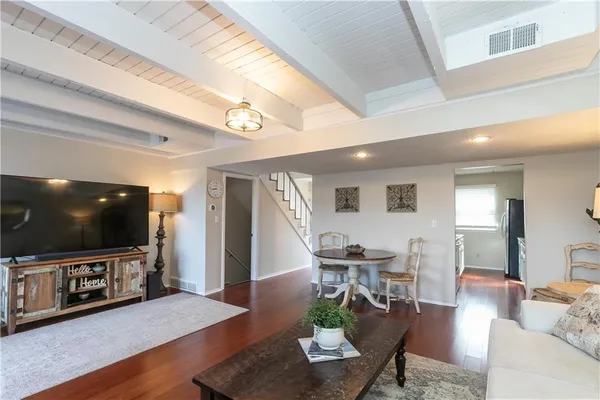 $295,000 | 210 Northeast Bayview Drive, Lee's Summit, MO 64064