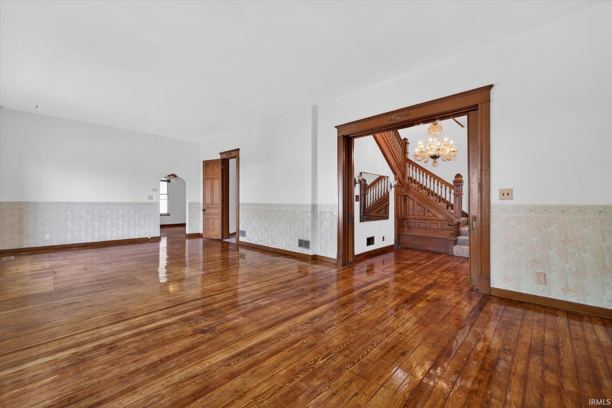 520 South Meridian Street Washington, IN 47501 - Photo 11 of 36