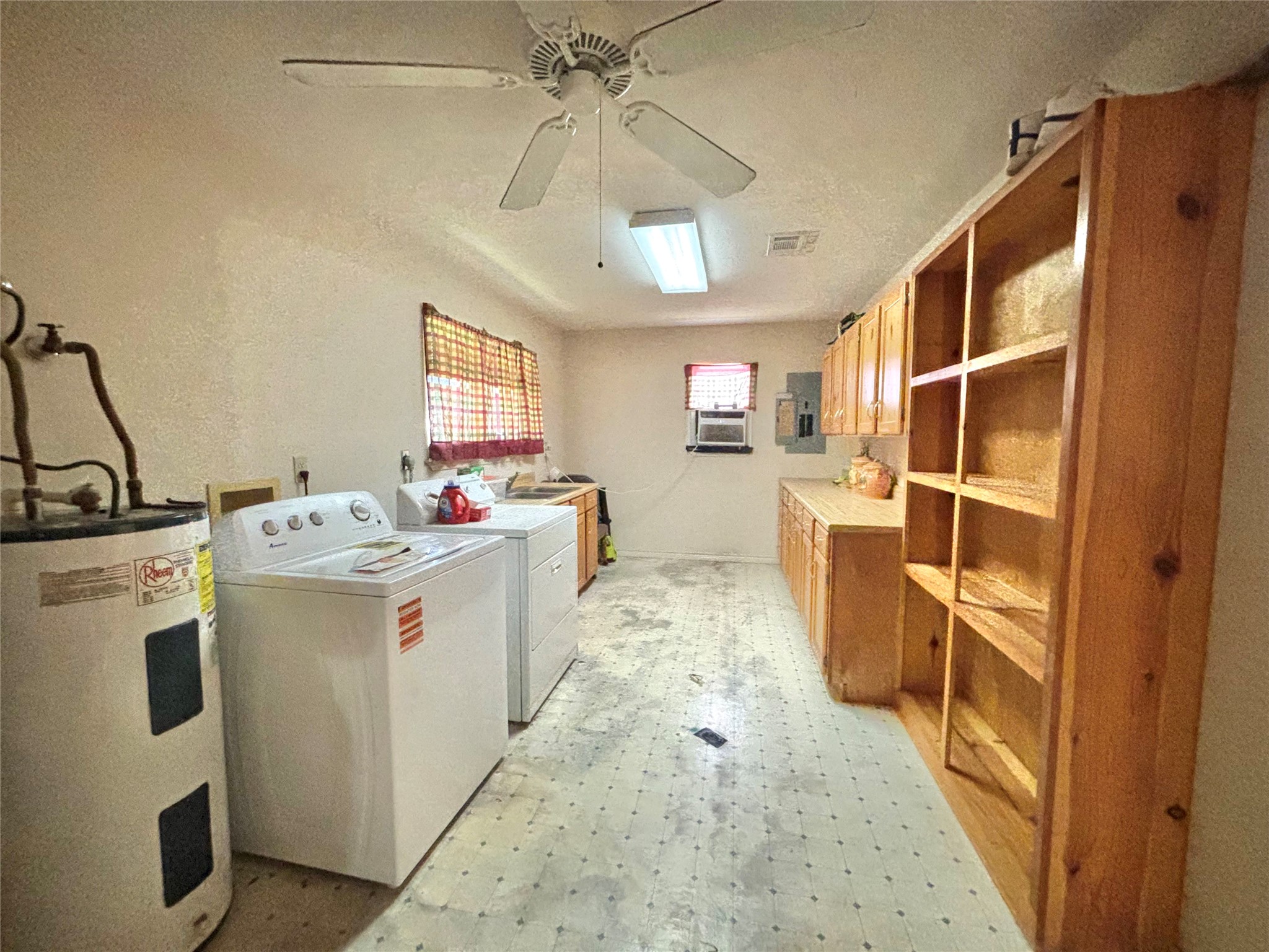 9434 Highway 69 Warren, TX 77664 - Photo 15 of 26