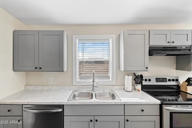 $350,000 | 37531 West Pioneer Street, Tonopah, AZ 85354