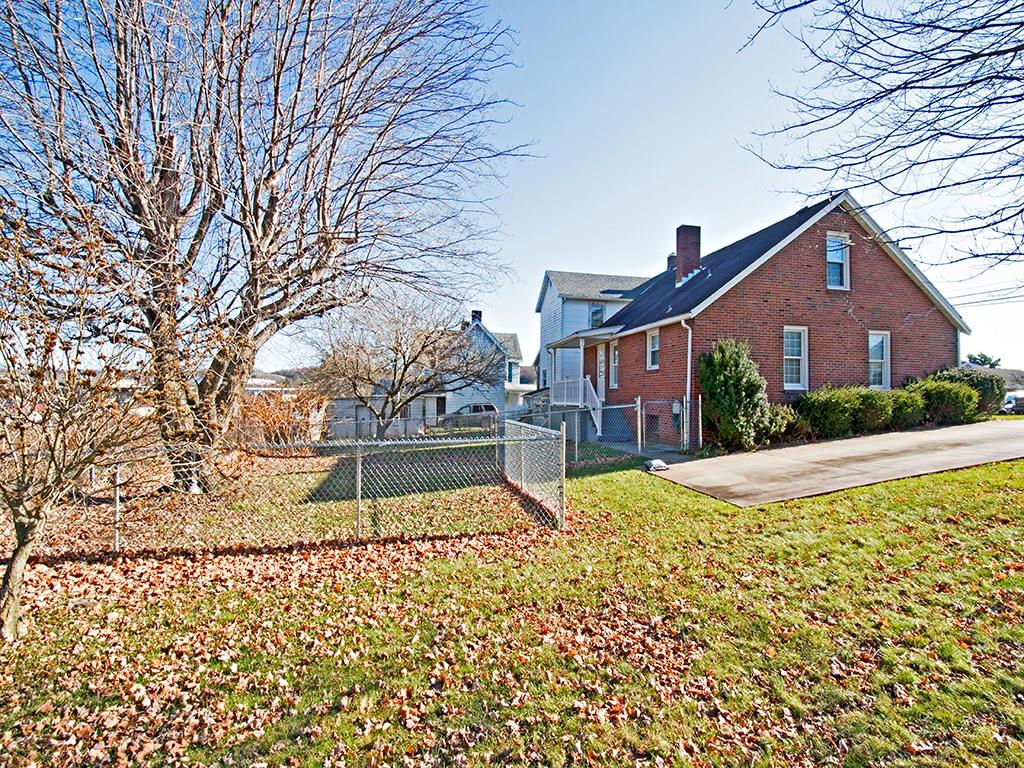 150 McGovern Road Houston, PA 15342 - Photo 6 of 24 Gallery Image 6