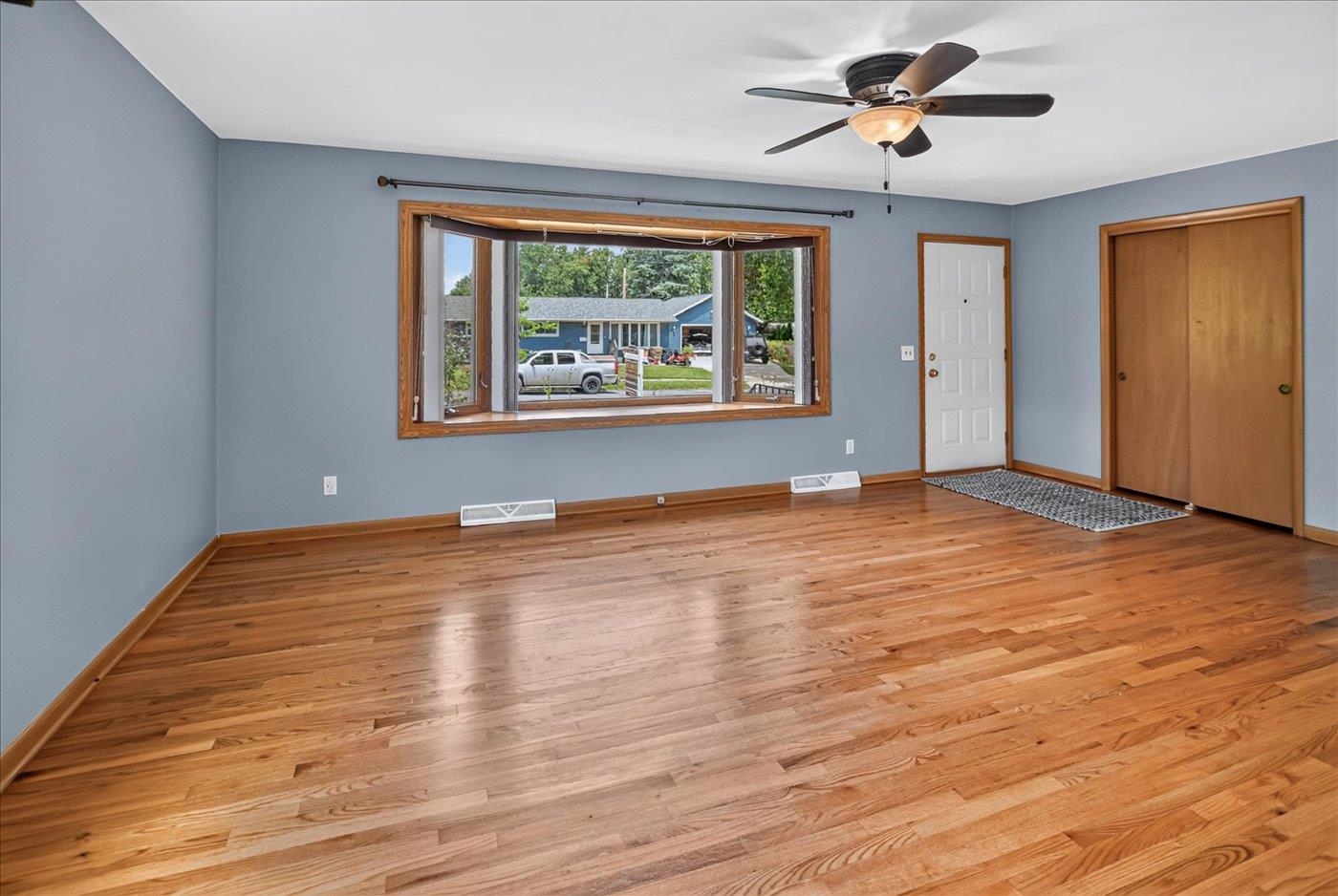 4521 Jade Lane Madison, WI 53714 - Photo 6 of 45