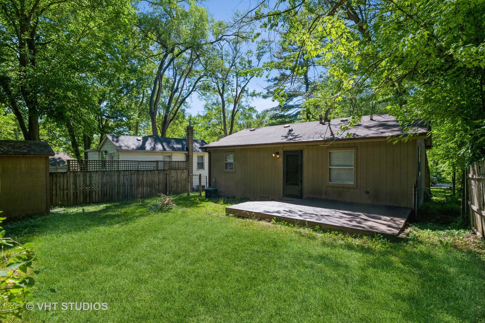 38063 North Lee Avenue Spring Grove, IL 60081 - Photo 3 of 10