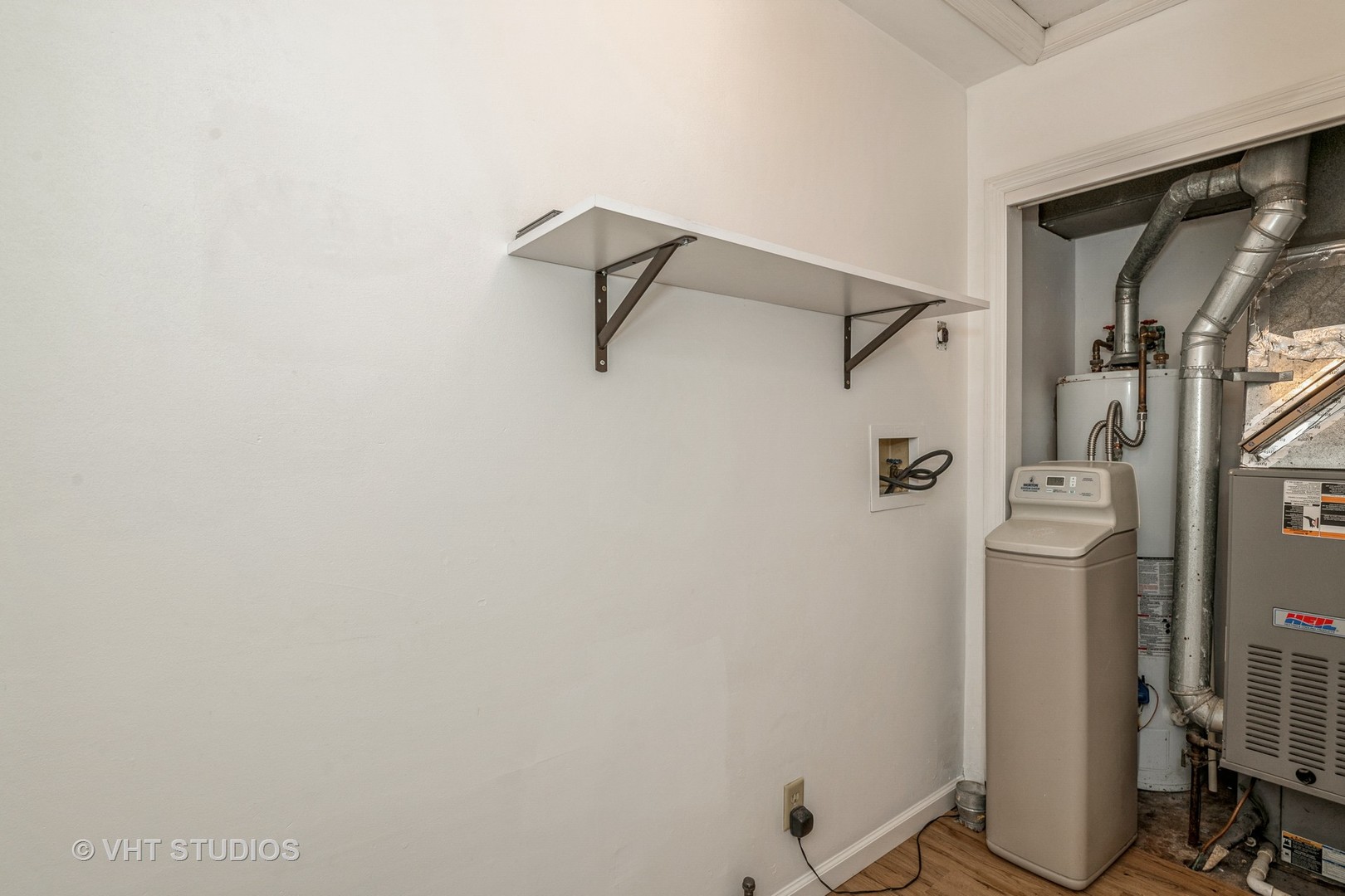 38063 North Lee Avenue Spring Grove, IL 60081 - Photo 9 of 10