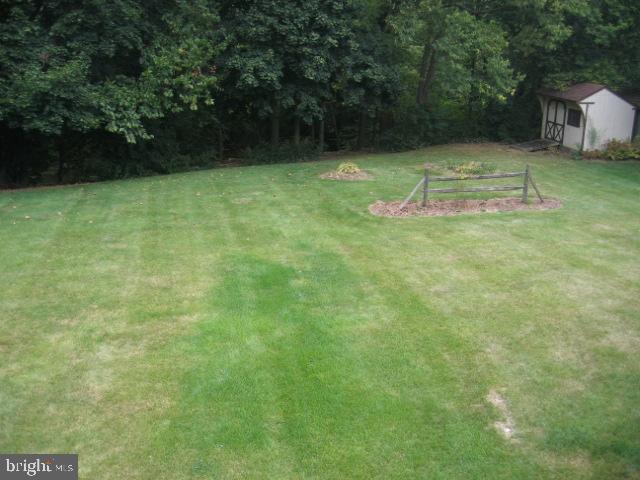 121 Royer Road Ephrata, PA 17522 - Photo 4 of 15 a backyard of a house with lots of green space