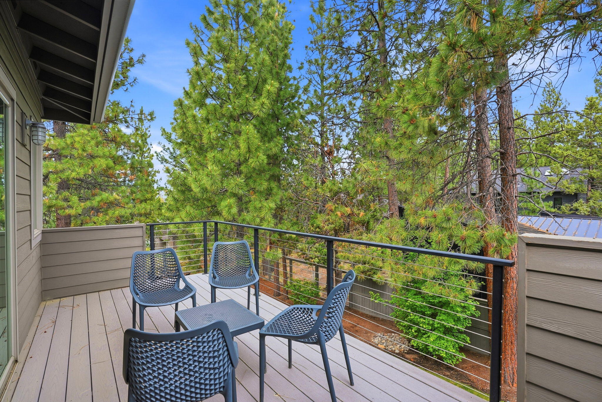 19536 East Campbell Road Bend, OR 97702 - Photo 35 of 58 37-web-or-mls-Riley_Visuals_045