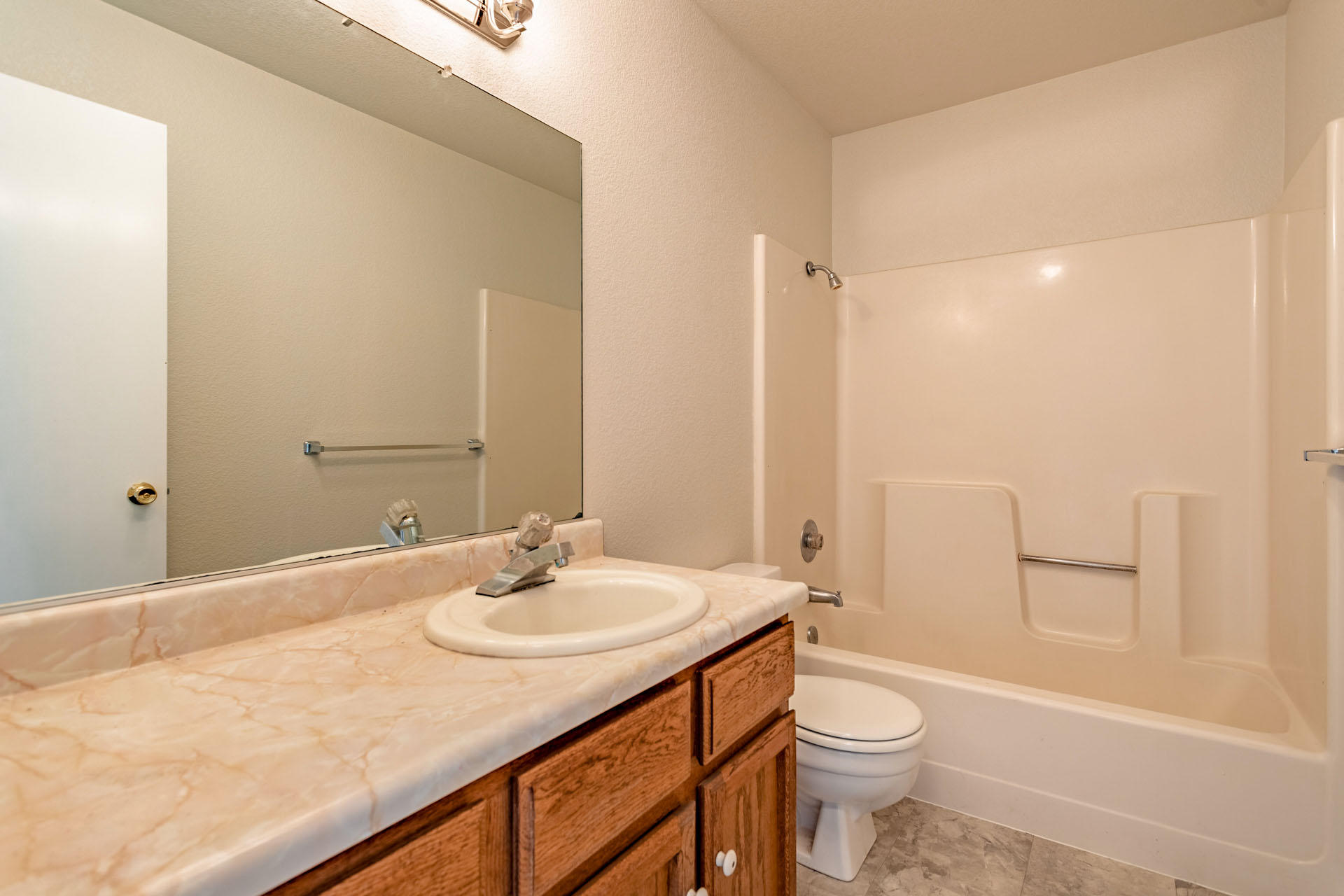 329 Michael Drive Red Bluff, CA 96080 - Photo 14 of 19 44 bath