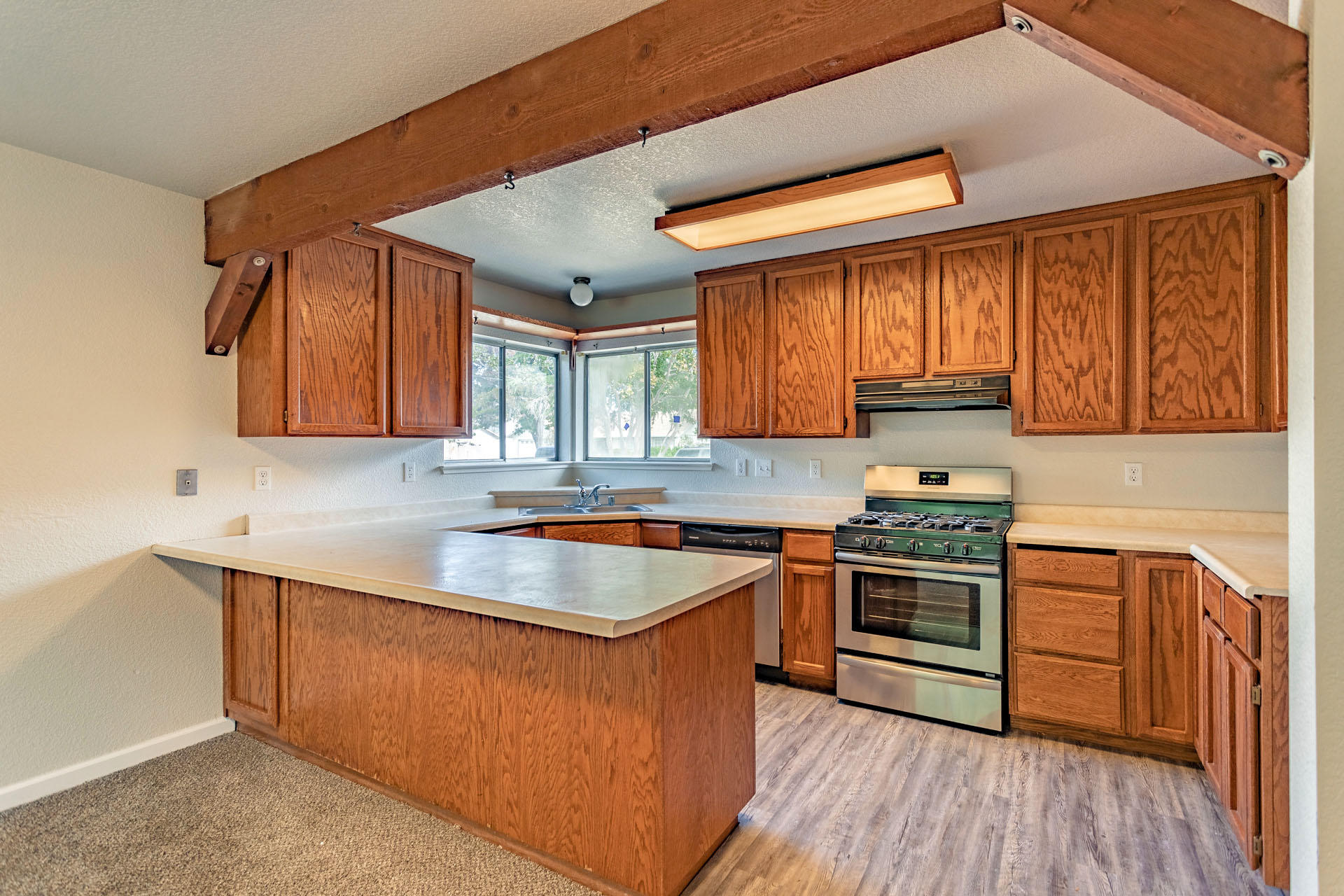 329 Michael Drive Red Bluff, CA 96080 - Photo 7 of 19 12 kitchen