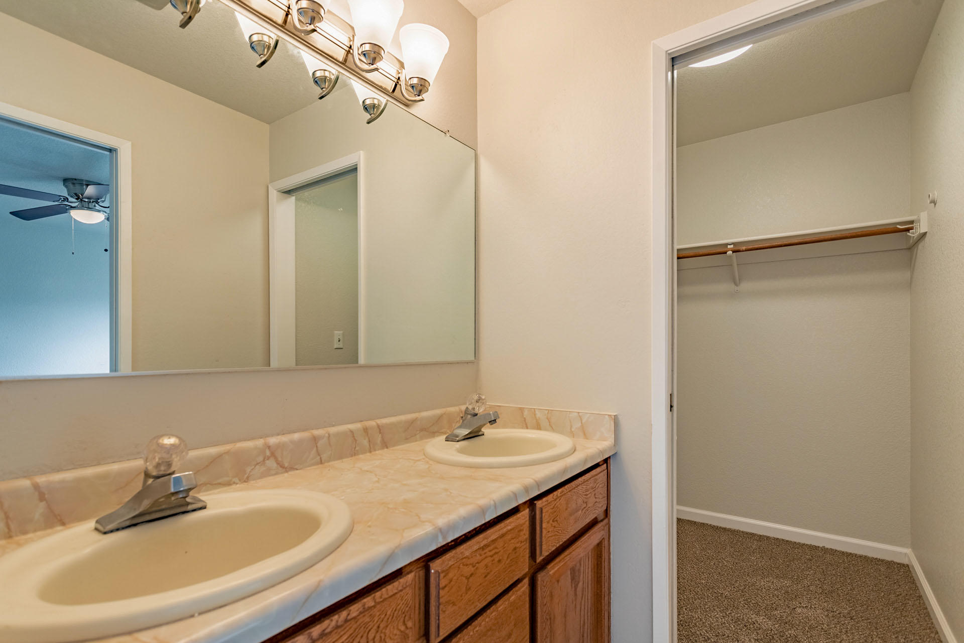 329 Michael Drive Red Bluff, CA 96080 - Photo 10 of 19 35 master bath