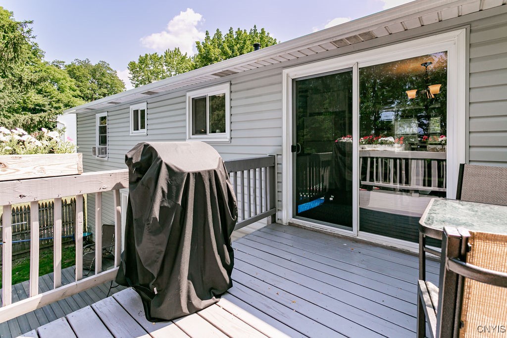 6240 Tobinlea Circle Manlius, NY 13057 - Photo 12 of 43 Deck off of the Living room