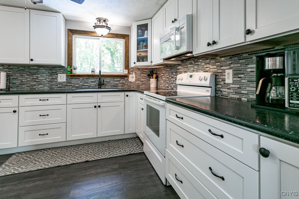 6240 Tobinlea Circle Manlius, NY 13057 - Photo 15 of 43