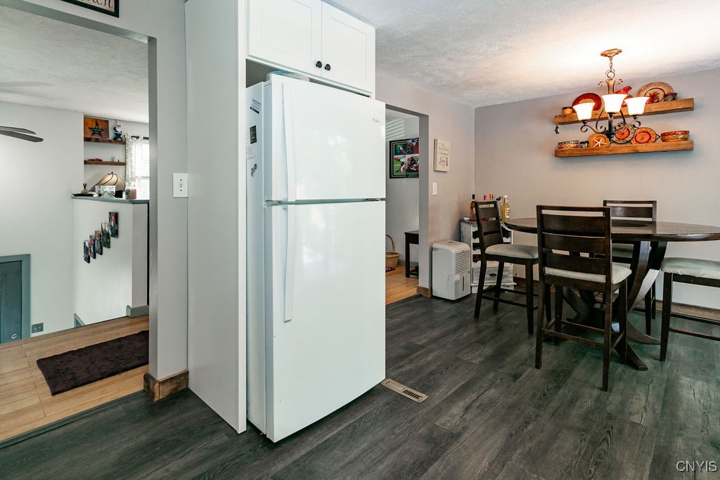 6240 Tobinlea Circle Manlius, NY 13057 - Photo 16 of 43