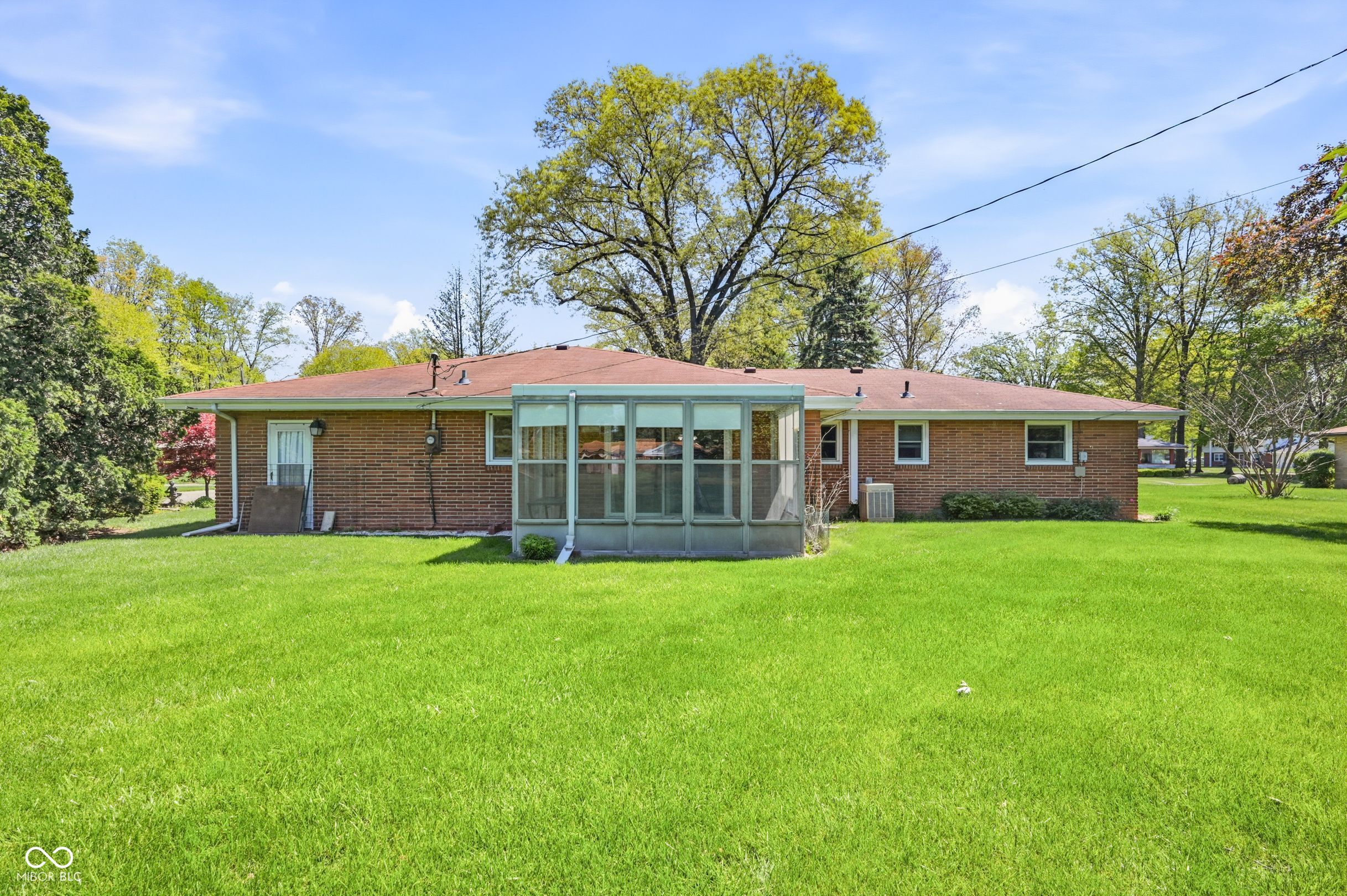 705 Oxford Road Anderson, IN 46012 - Photo 19 of 21