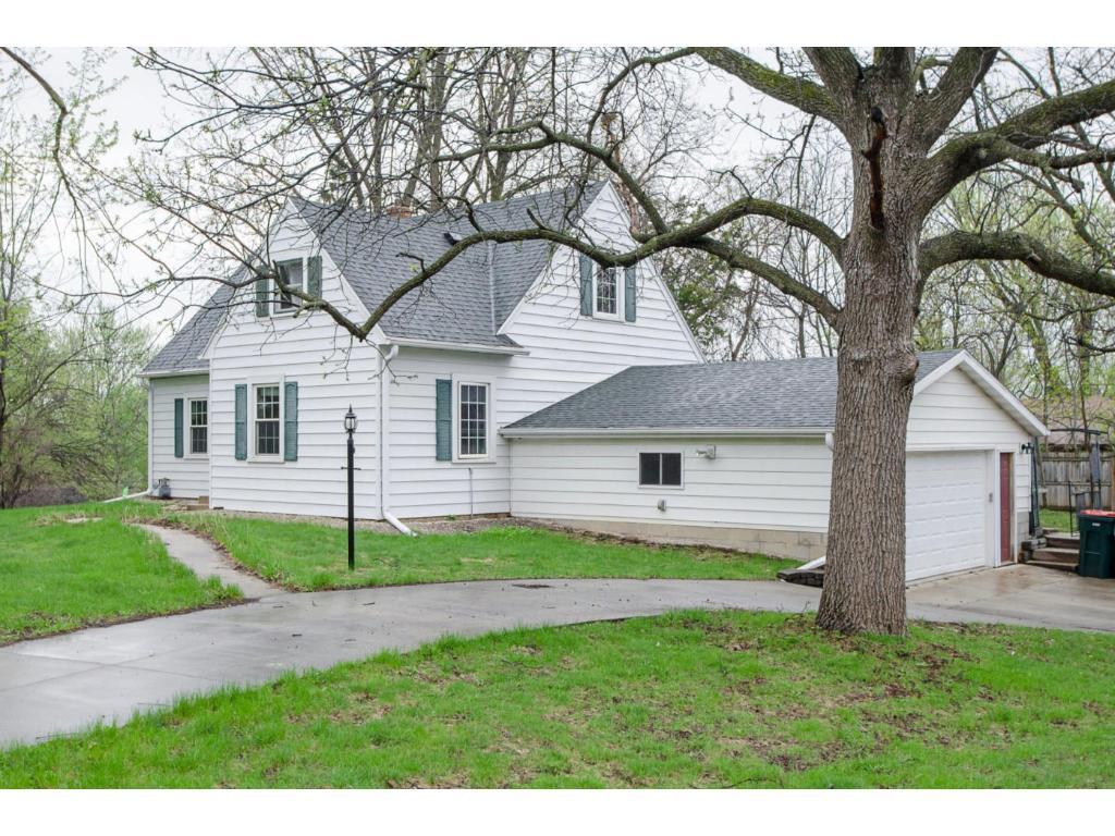 424 20th Avenue Southwest Rochester, MN 55902 - Photo 1 of 1