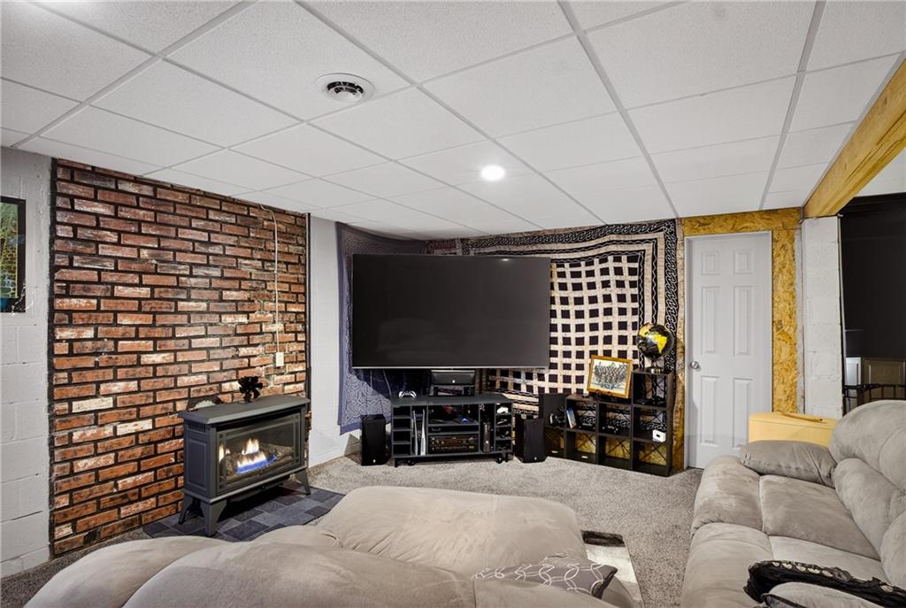 305 East Buffalo Church Road Washington, PA 15301 - Photo 29 of 49 Great space for whatever you're looking for.