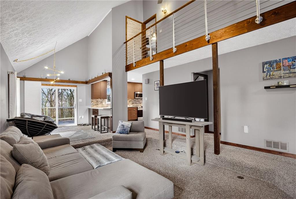 305 East Buffalo Church Road Washington, PA 15301 - Photo 4 of 49 Come on, let's check this one out!!!