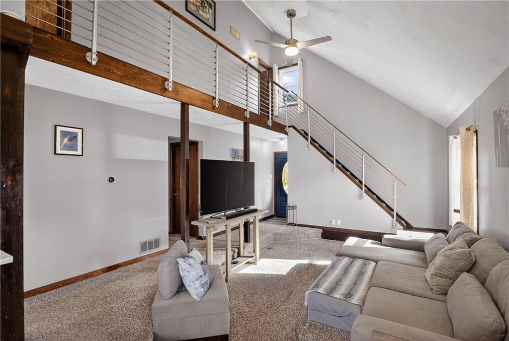 305 East Buffalo Church Road Washington, PA 15301 - Photo 5 of 49 Another angle of the Living Room (21x15)