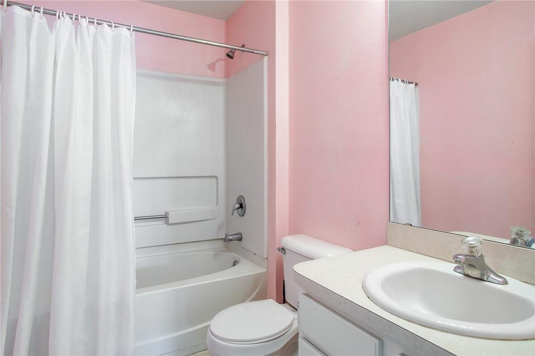 13703 Fareham Road Odessa, FL 33556 - Photo 15 of 35 2ND BATHROOM