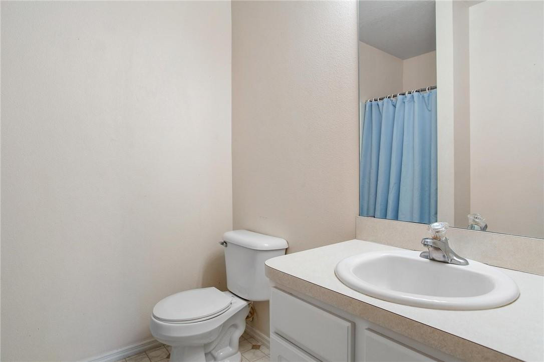 13703 Fareham Road Odessa, FL 33556 - Photo 18 of 35 3RD BATHROOM