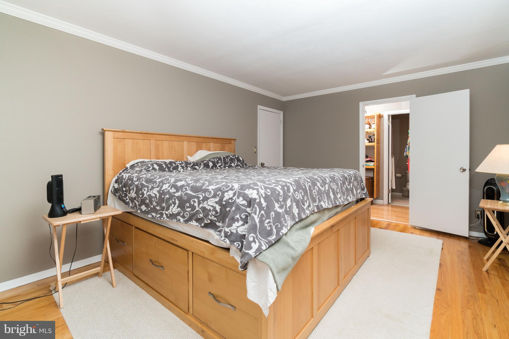 1020 Bosley Road Cockeysville, MD 21030 - Photo 13 of 30 Master Bedroom w/ Walk-In Closet and Full Bath