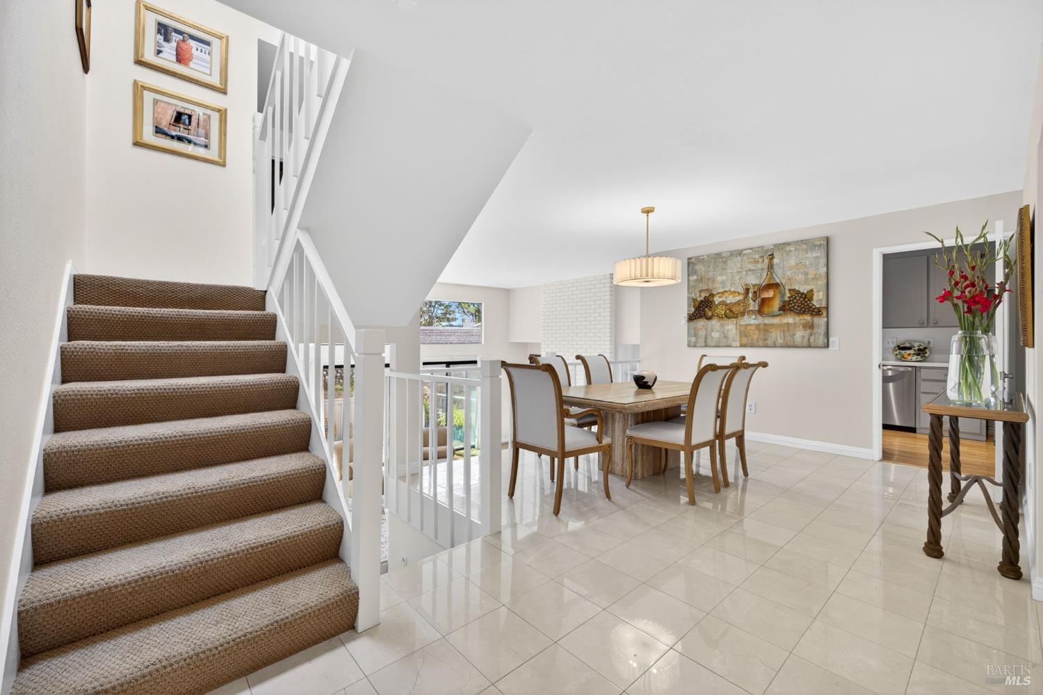 37 Greenside Way San Rafael, CA 94901 - Photo 2 of 41