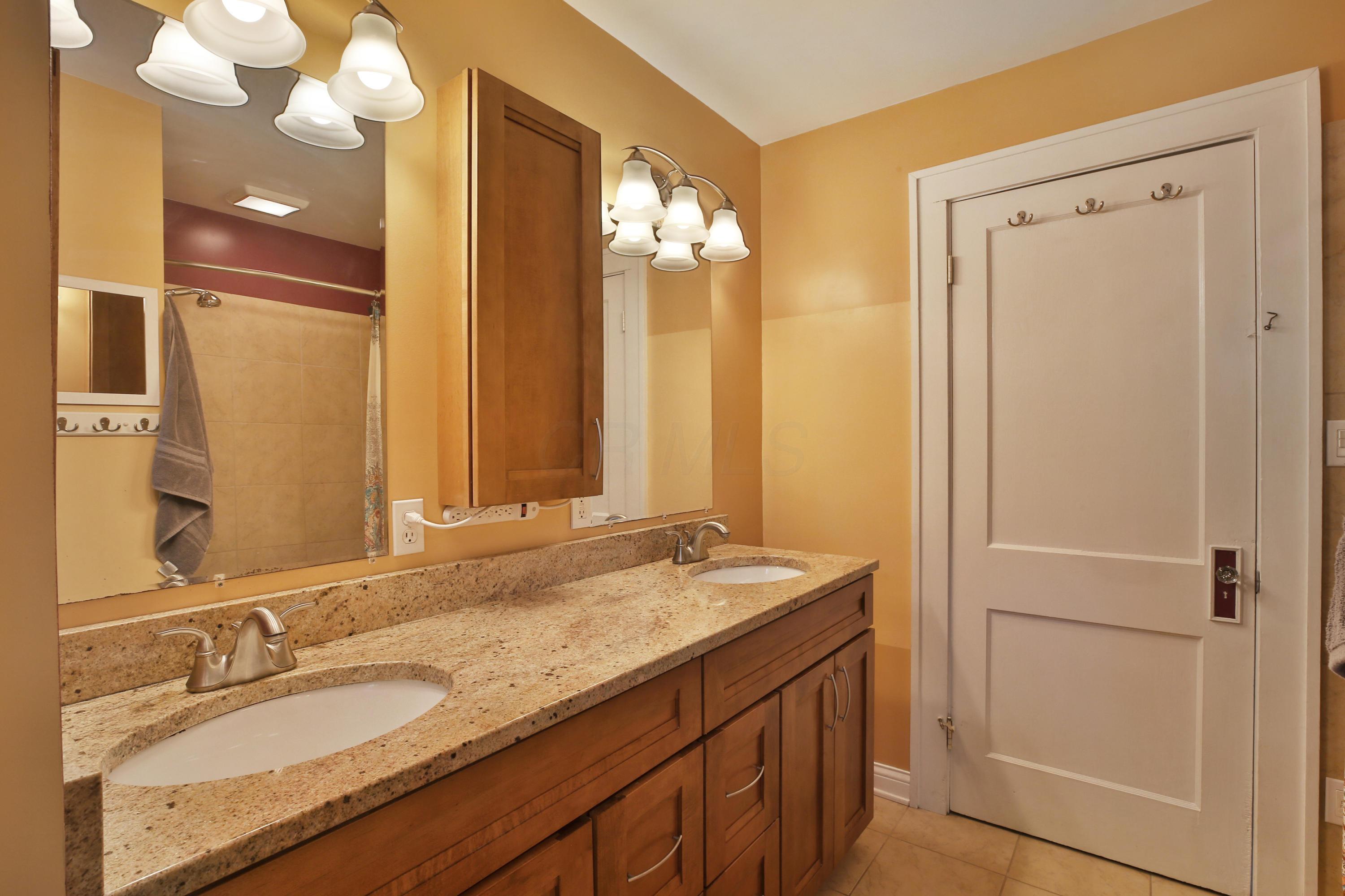 145 Crestview Road Columbus, OH 43202 - Photo 16 of 39