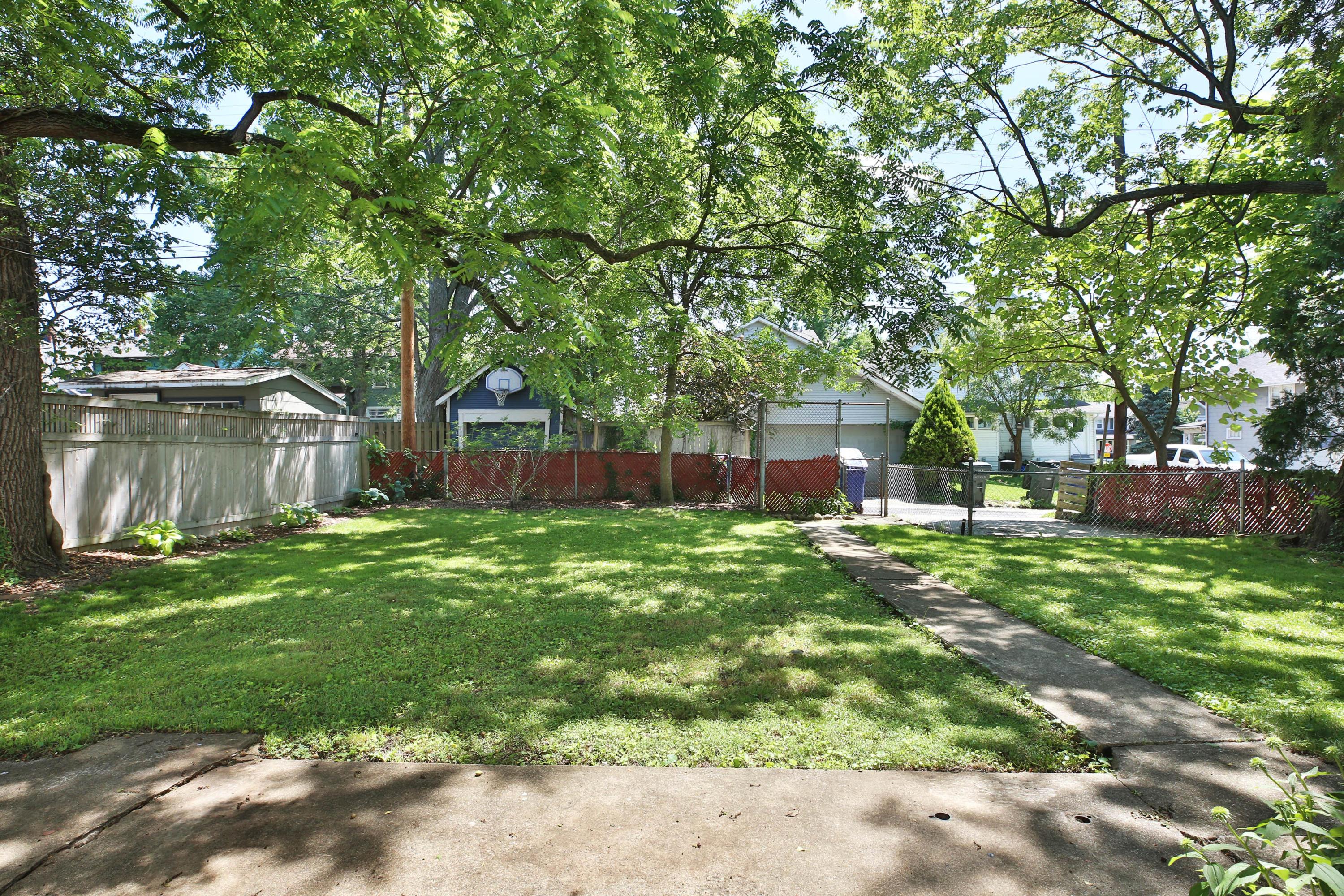 145 Crestview Road Columbus, OH 43202 - Photo 27 of 39
