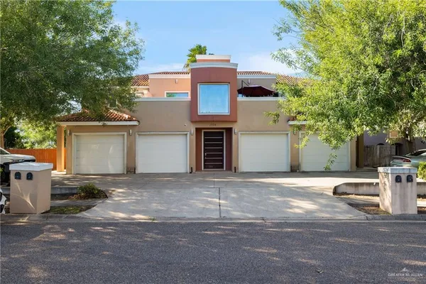 $1,400 | 1304 East Pineridge Avenue, Unit B, McAllen, TX 78503