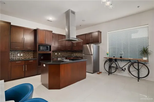 $1,400 | 1304 East Pineridge Avenue, Unit B, McAllen, TX 78503