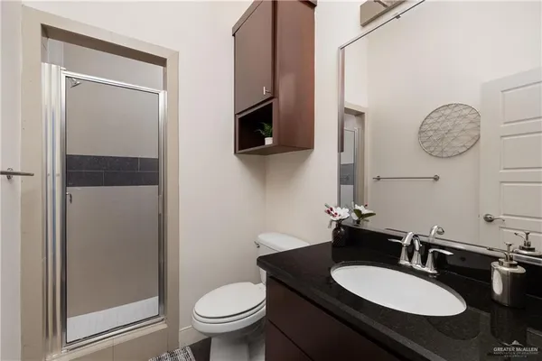 $1,400 | 1304 East Pineridge Avenue, Unit B, McAllen, TX 78503