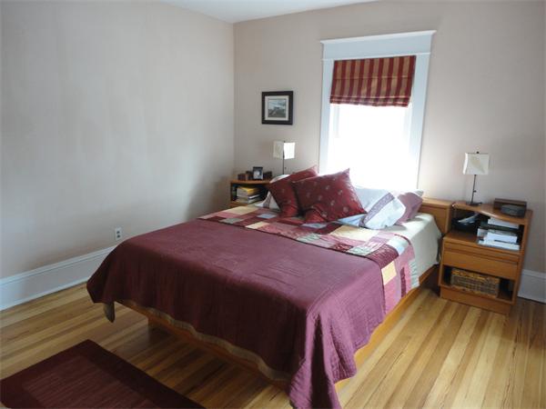 18 Gillette Avenue Springfield, MA 01118 - Photo 12 of 14