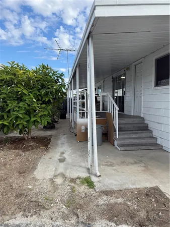 a view of entryway