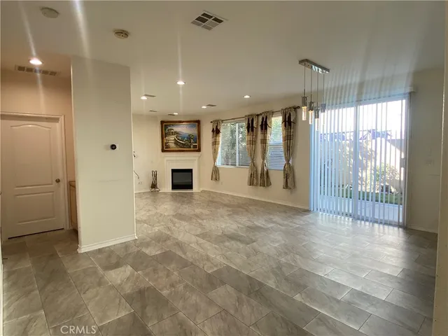 $4,200 | 19303 Cohasset Street, Reseda, CA 91335