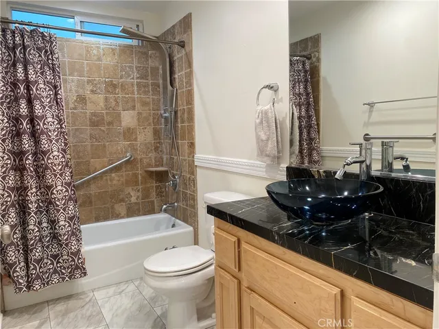 $4,200 | 19303 Cohasset Street, Reseda, CA 91335