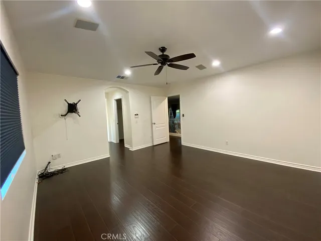 $4,200 | 19303 Cohasset Street, Reseda, CA 91335