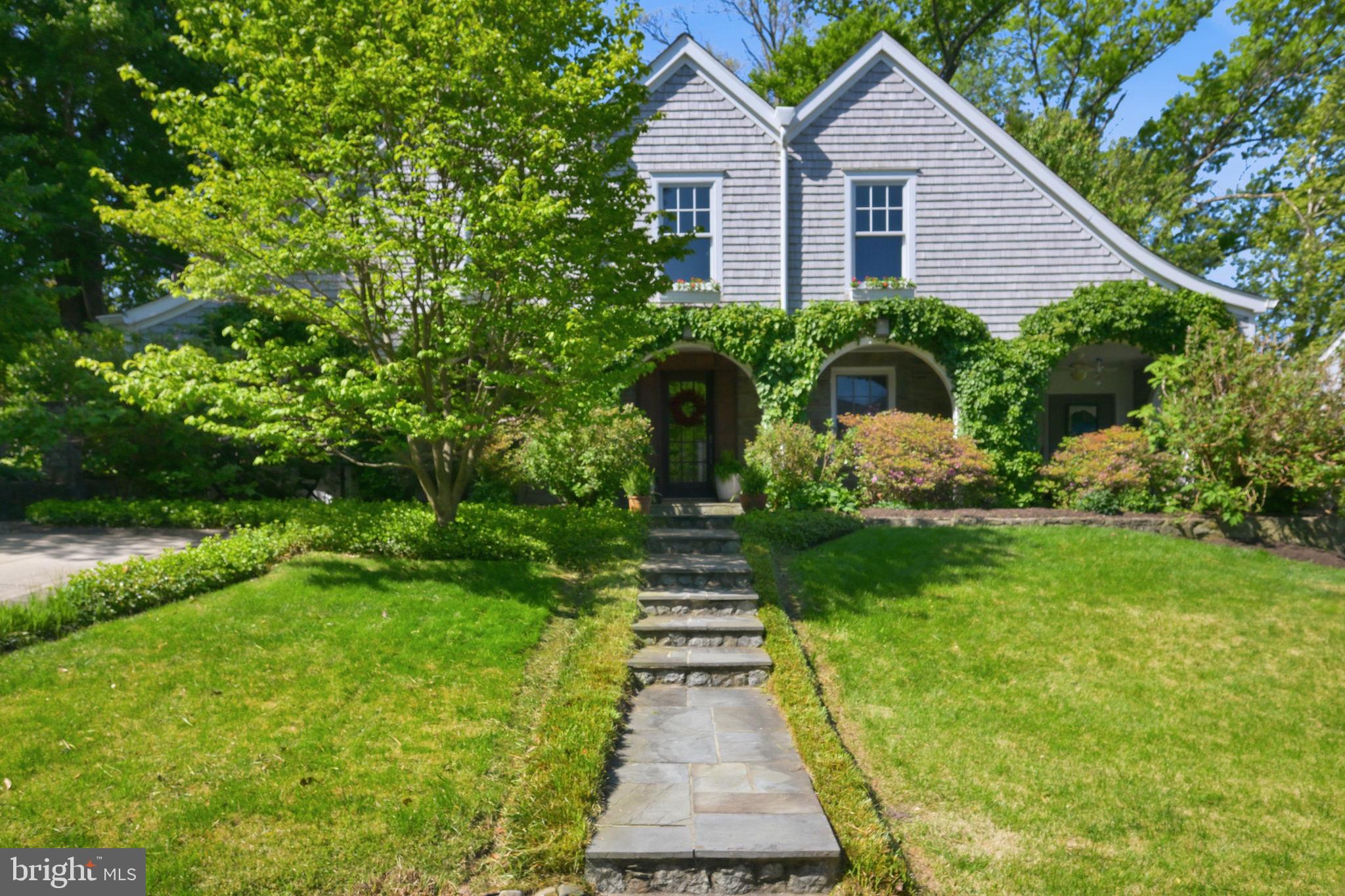 2800 Greenvale Street Chevy Chase, MD 20815 - Photo 3 of 77