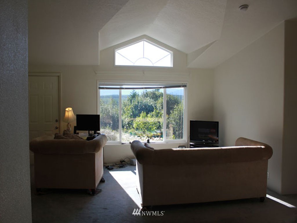 890 No Name Road Port Ludlow, WA 98365 - Photo 7 of 15